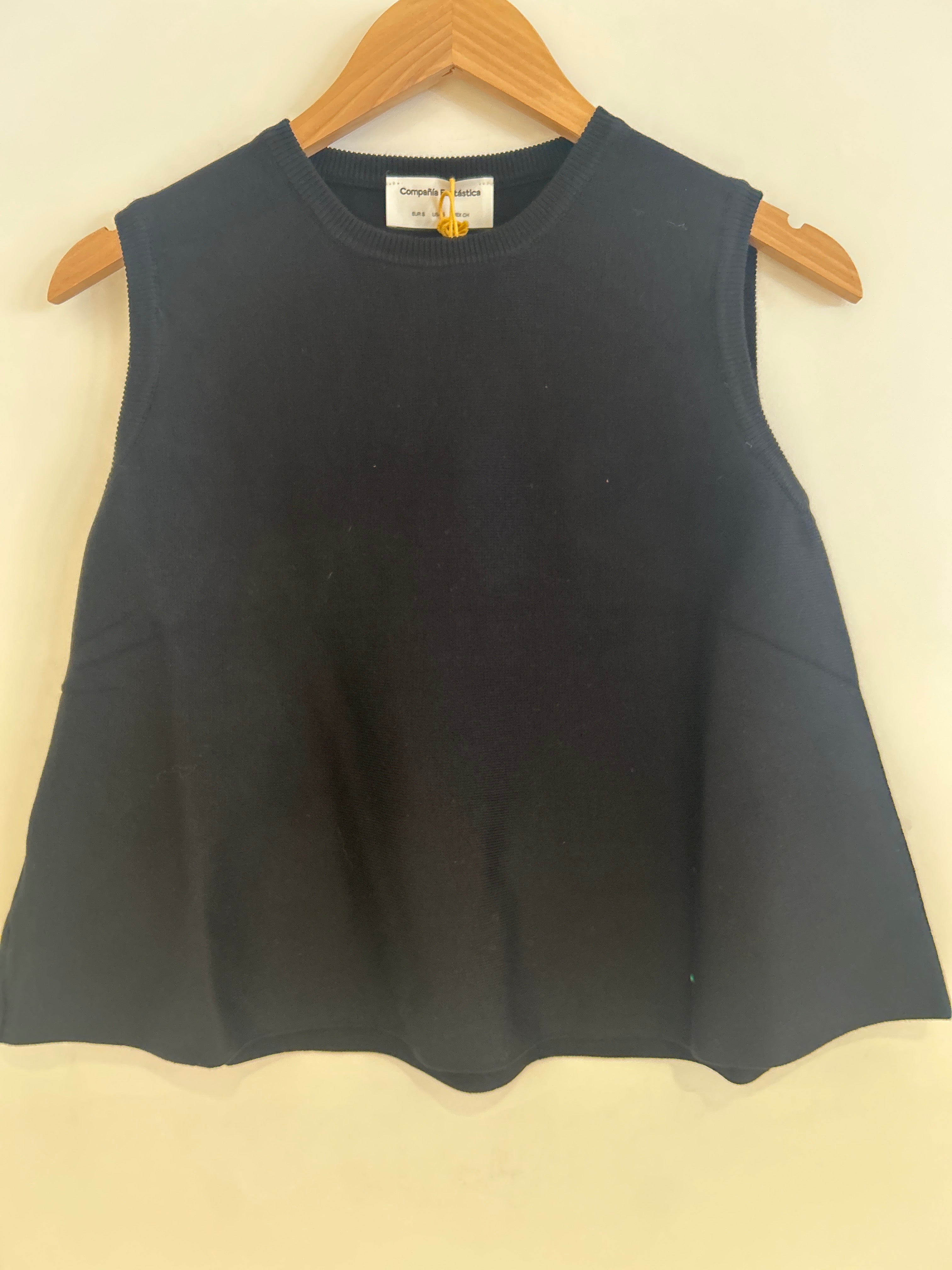Compañia Fantastica Swing Top