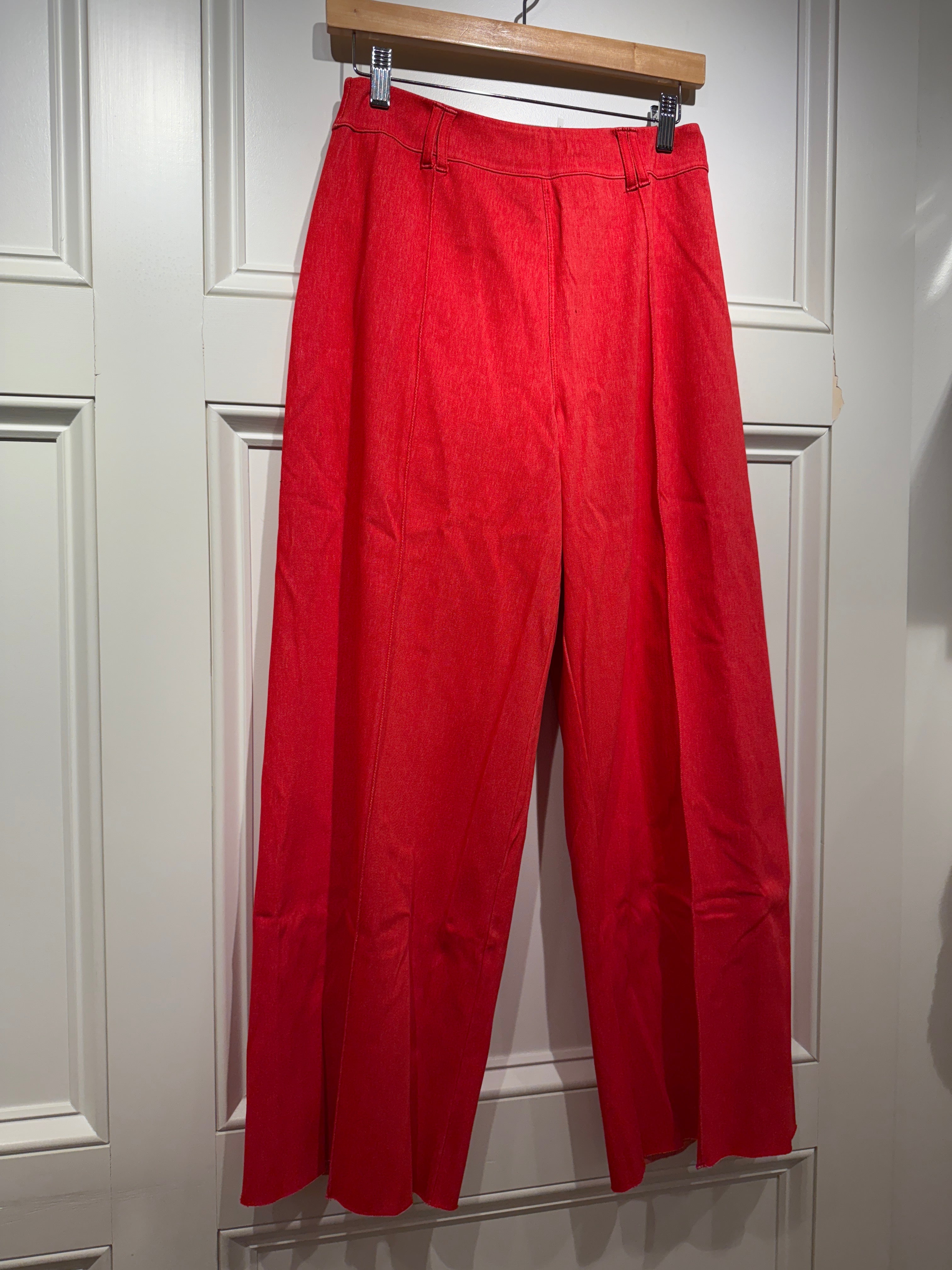 Lysse Erin Jean Buoy Red
