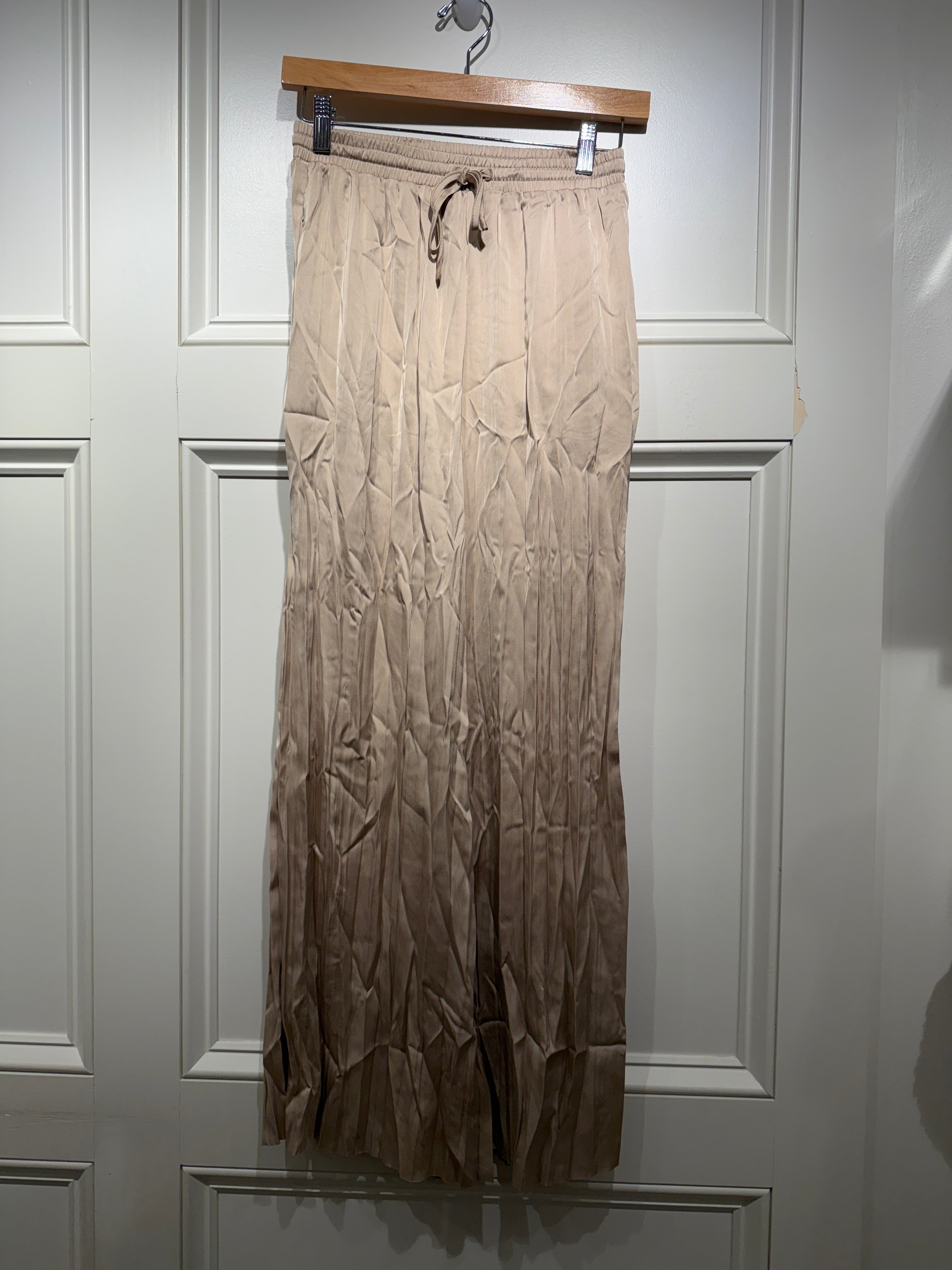 Lysse Packable Pleated Palazzo Pant