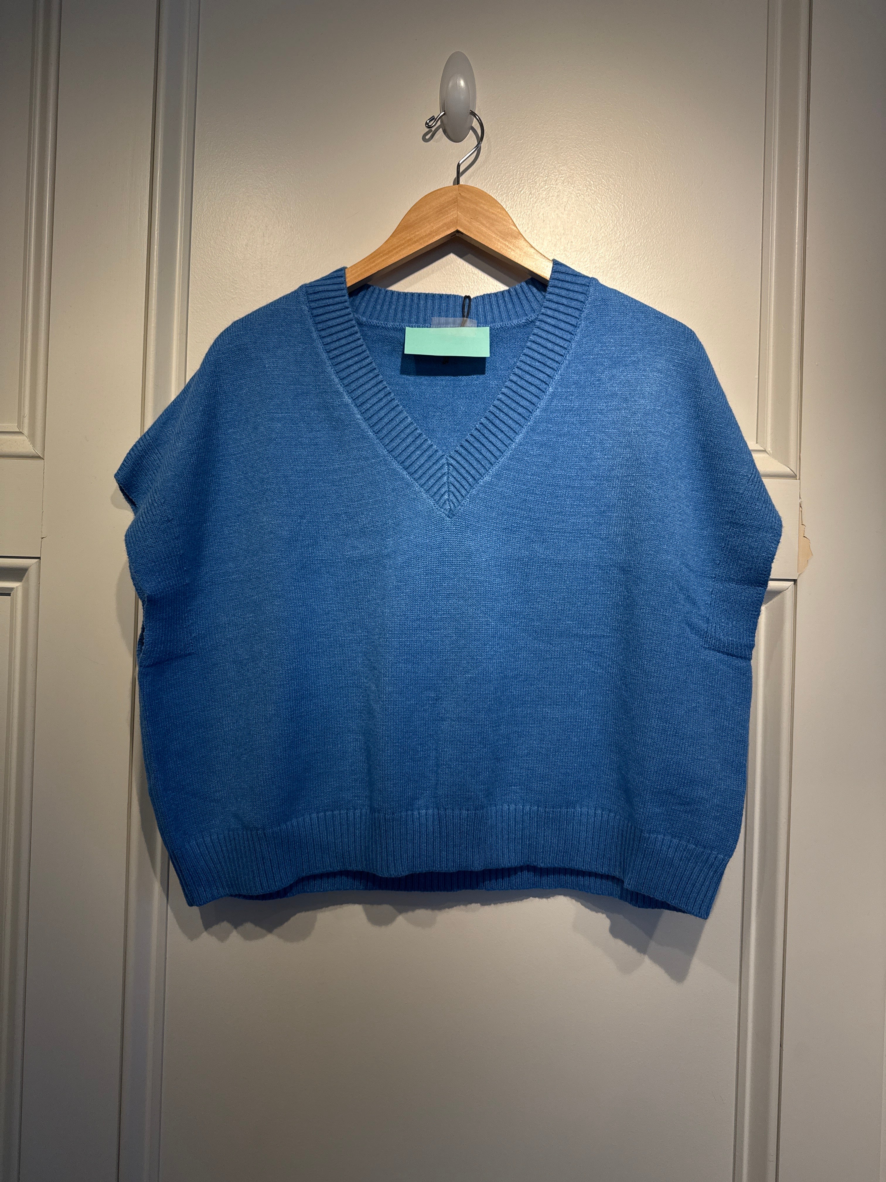 RR V Neck Sweater Vest With Cap Sleeves