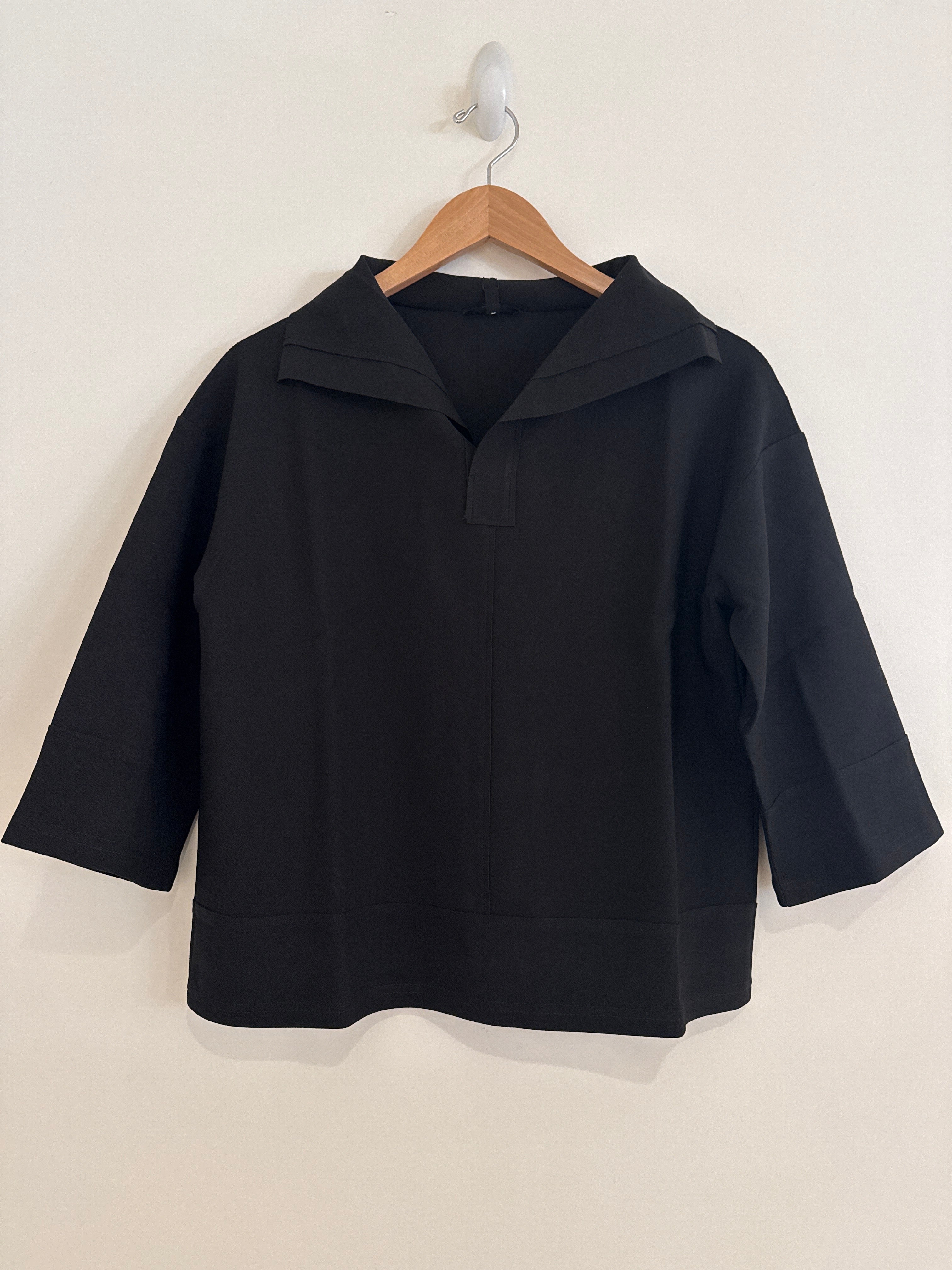 RR Kourtney Crepe Top