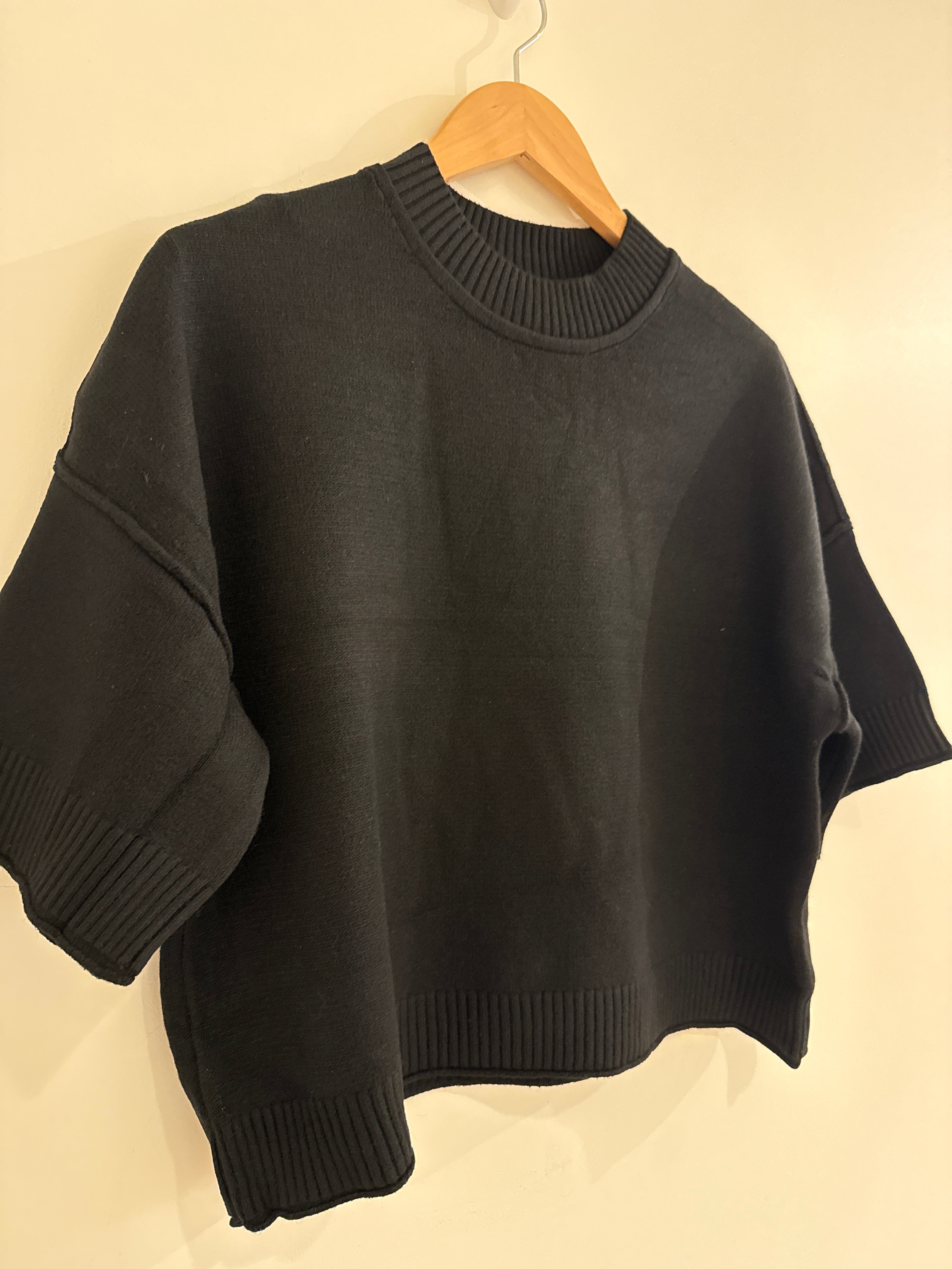RR Short Sleeve Sweater
