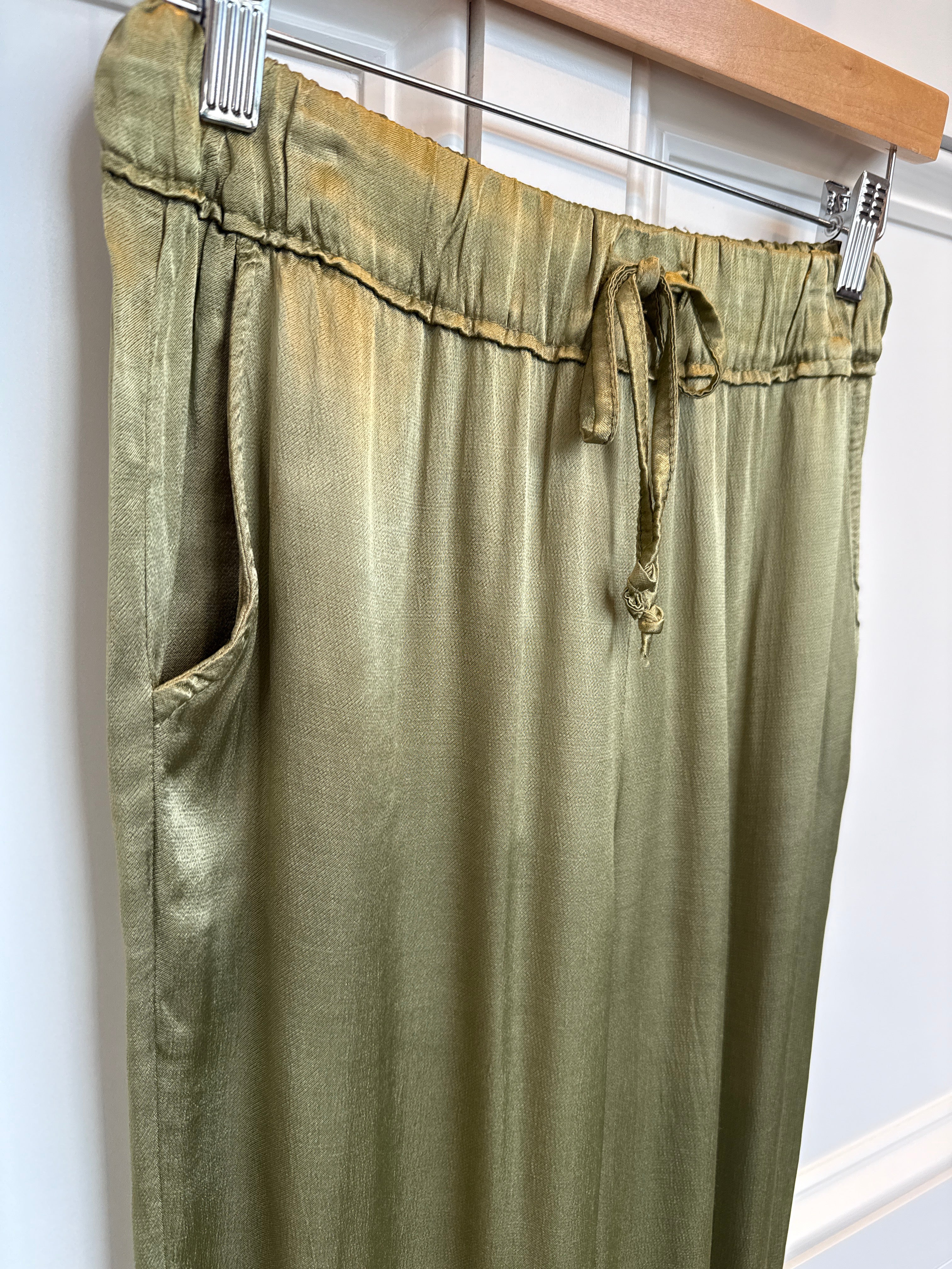 Milio Milano Green Silky Pants