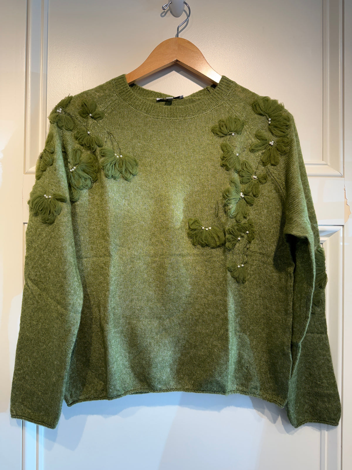 Jessie Liu Cashmere Blend Sweater With Applique