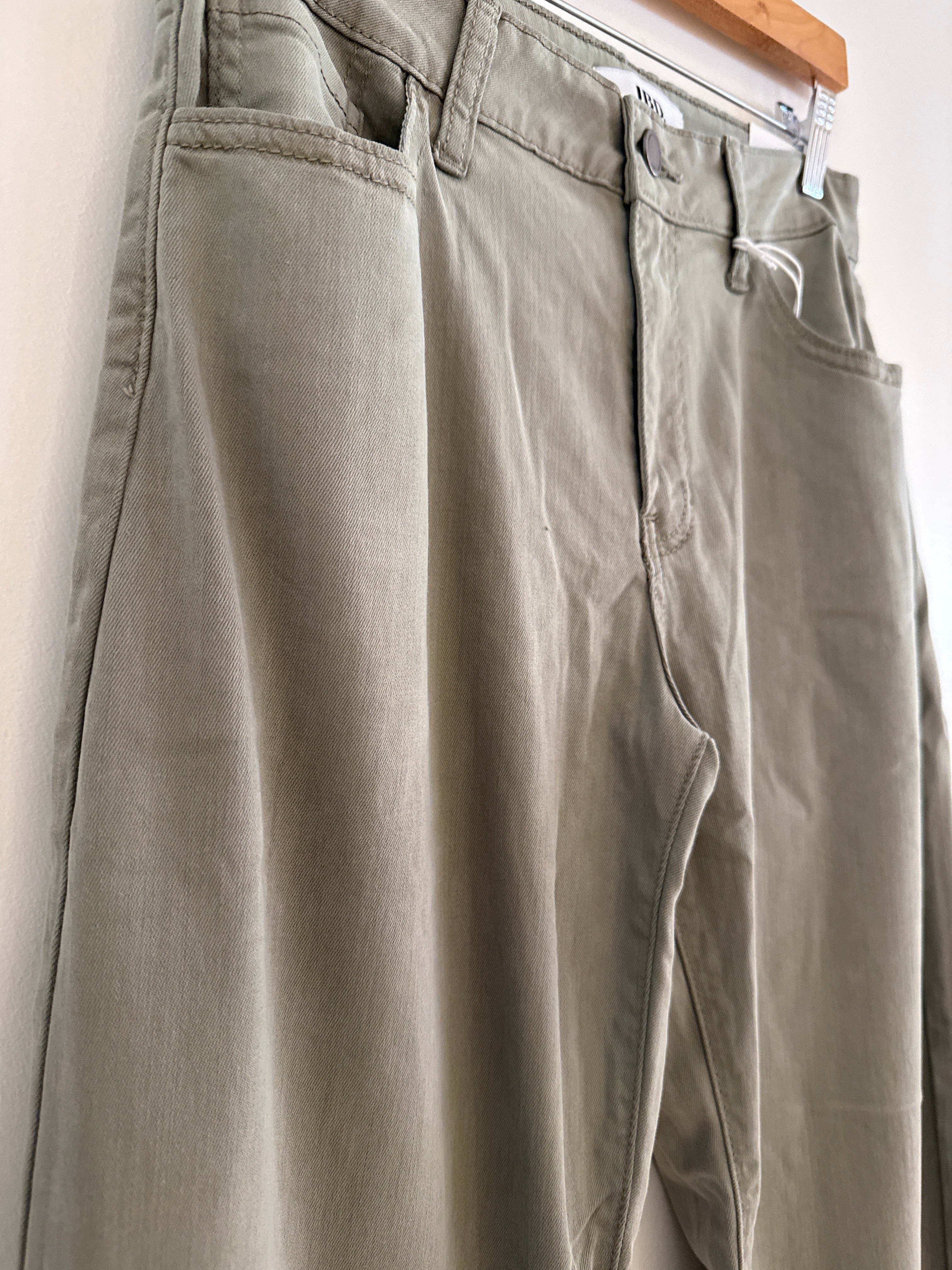 JBD Stretch Twill Barrel Jeans Olive