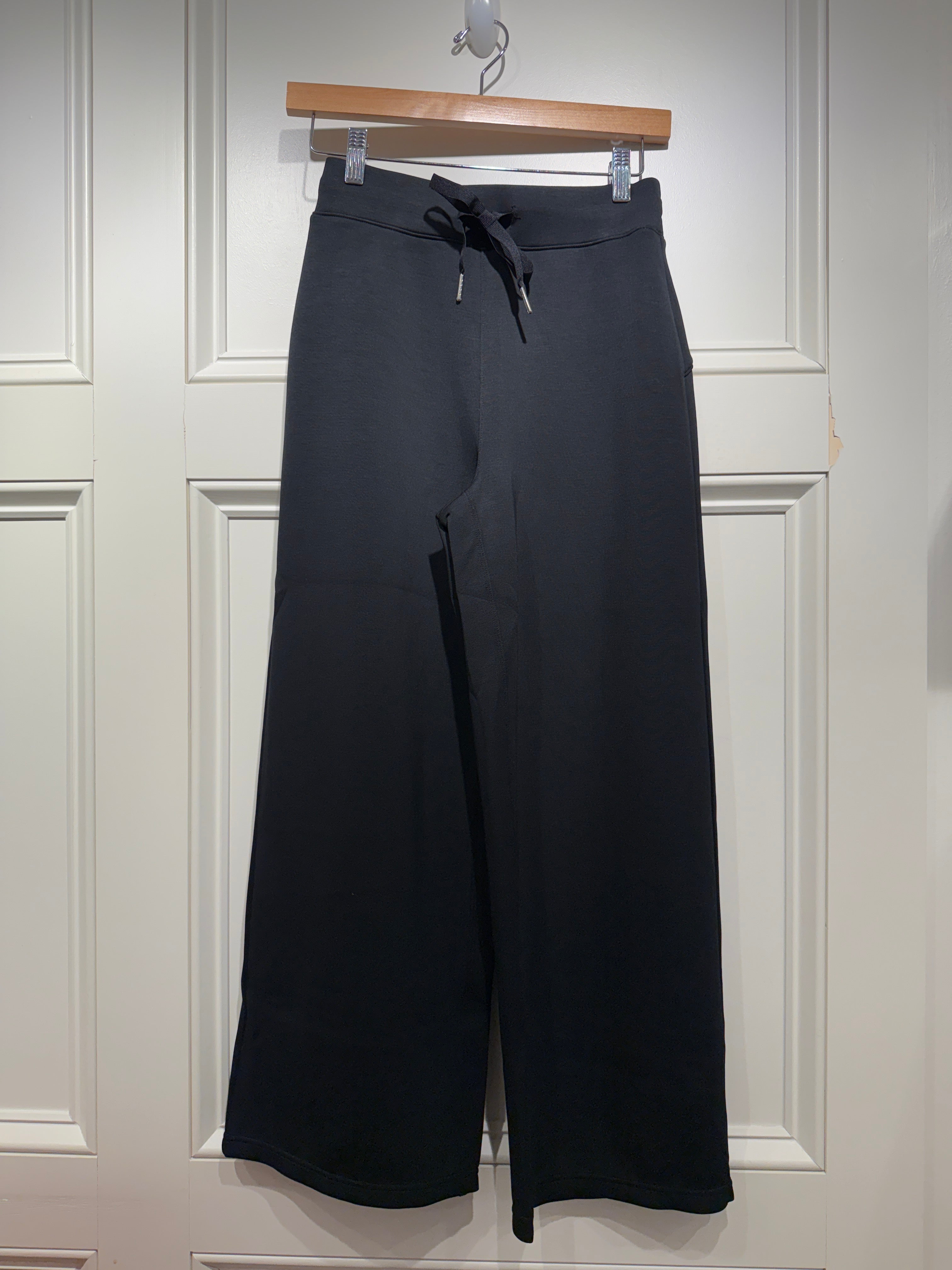 Elliott Lauren Wide Leg Leisure Pant