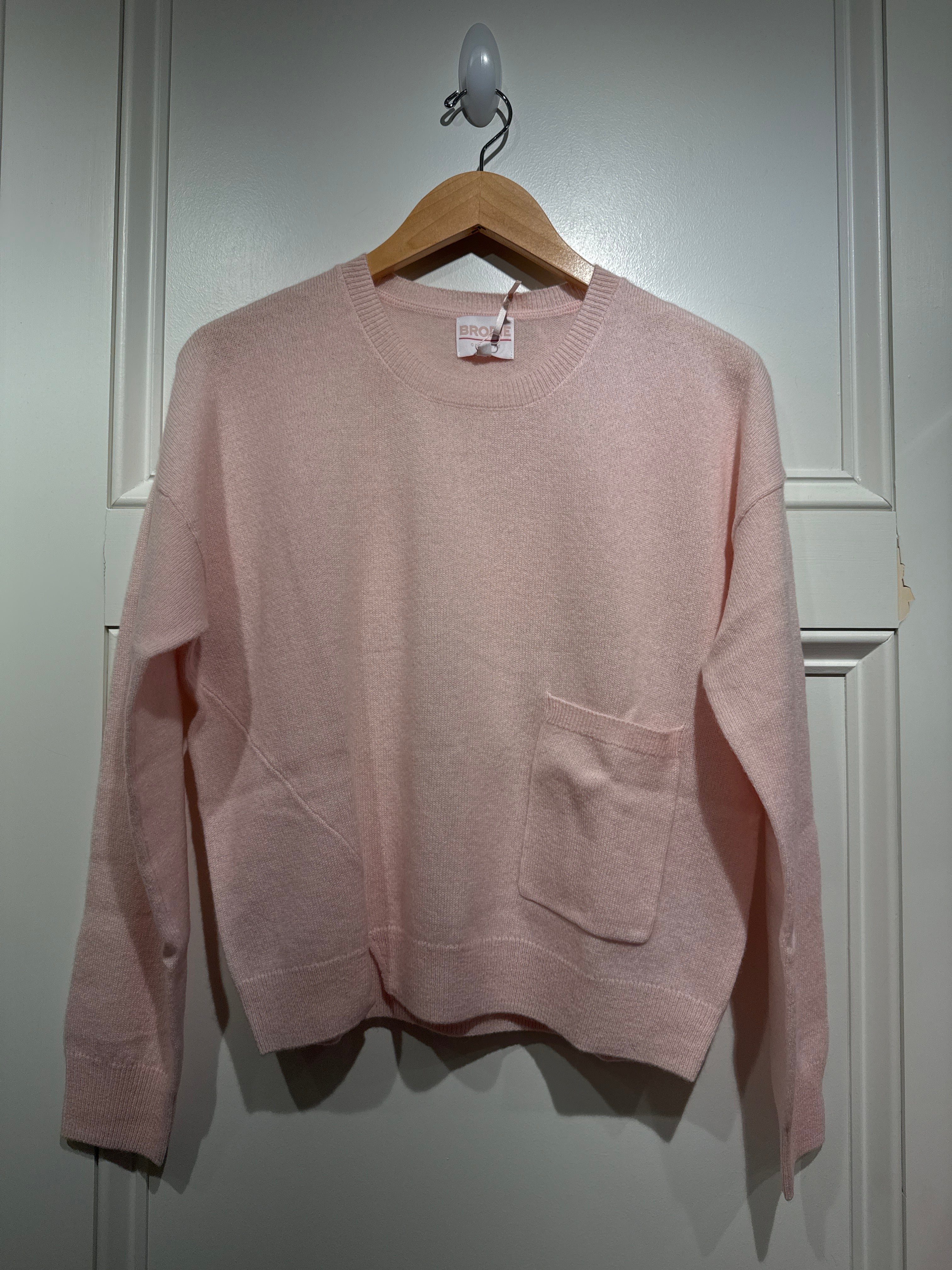 Brodie Pepper Split Hem Sweater Cherry Blossom