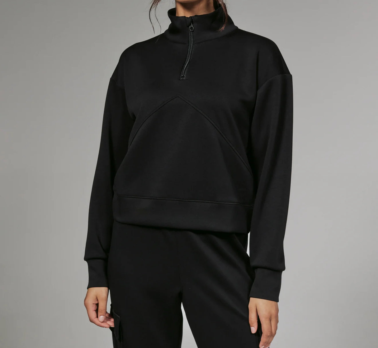 7D Cropped Quarter Zip