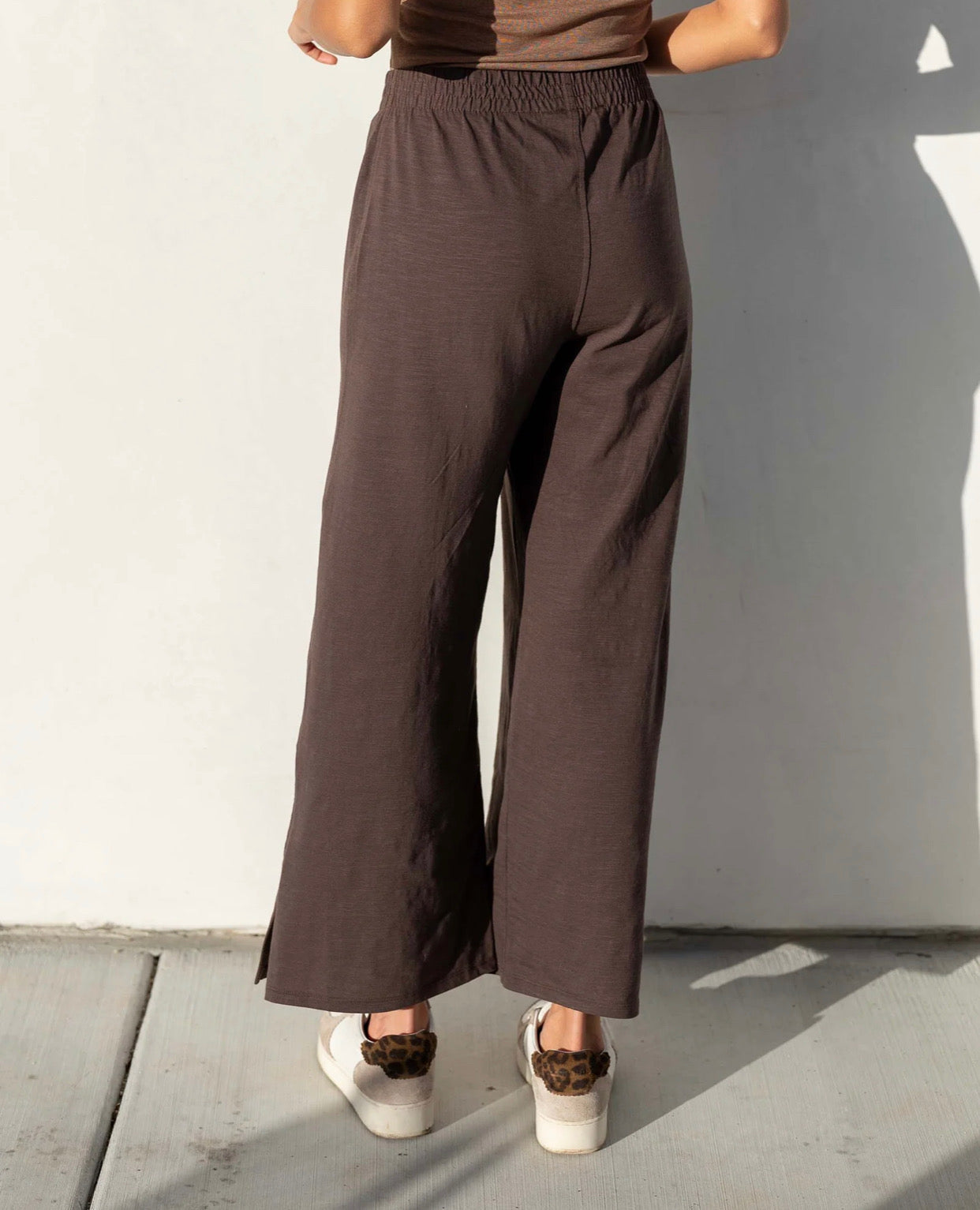 Mersea Traveler Tee Pants Brownstone