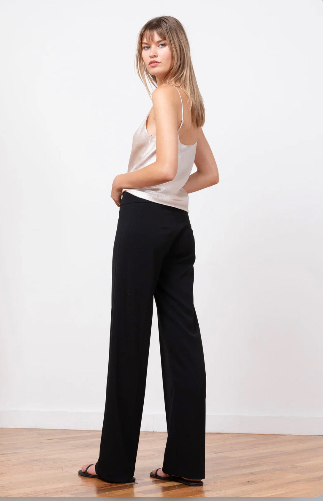 Avenue Montaigne Flavia Crepe Pant Black