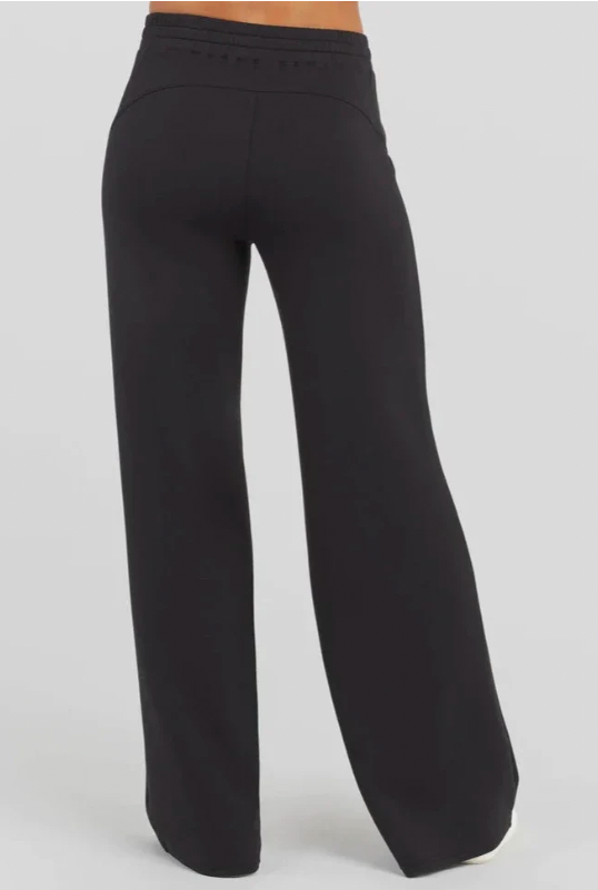 Spanx AirEssentials Wide Leg Pants